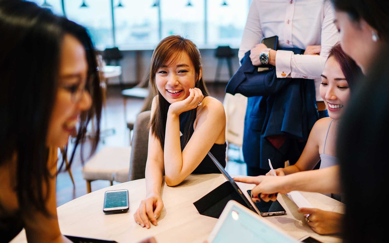 theme-01 social media marketing